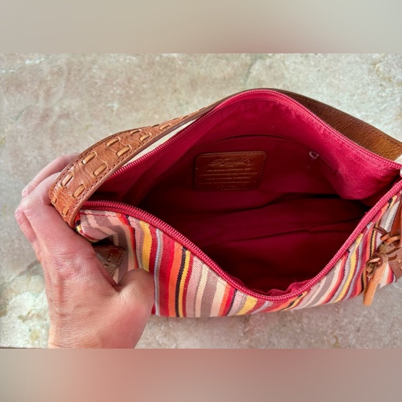 FOSSIL Multi Color Striped Shoulder Purse Baguette Bag Leather Accents and Key - Picture 9 of 11